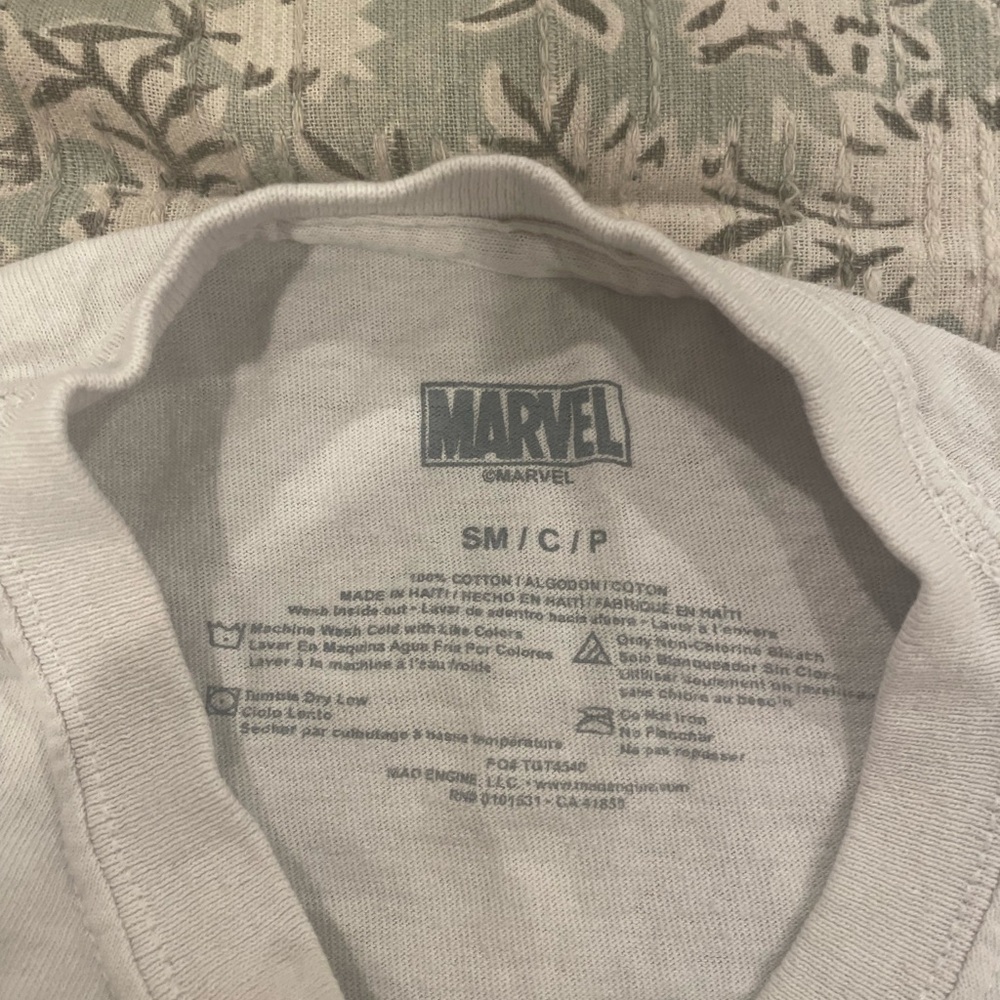 Spider-Man Shirt - Picture 2 of 3